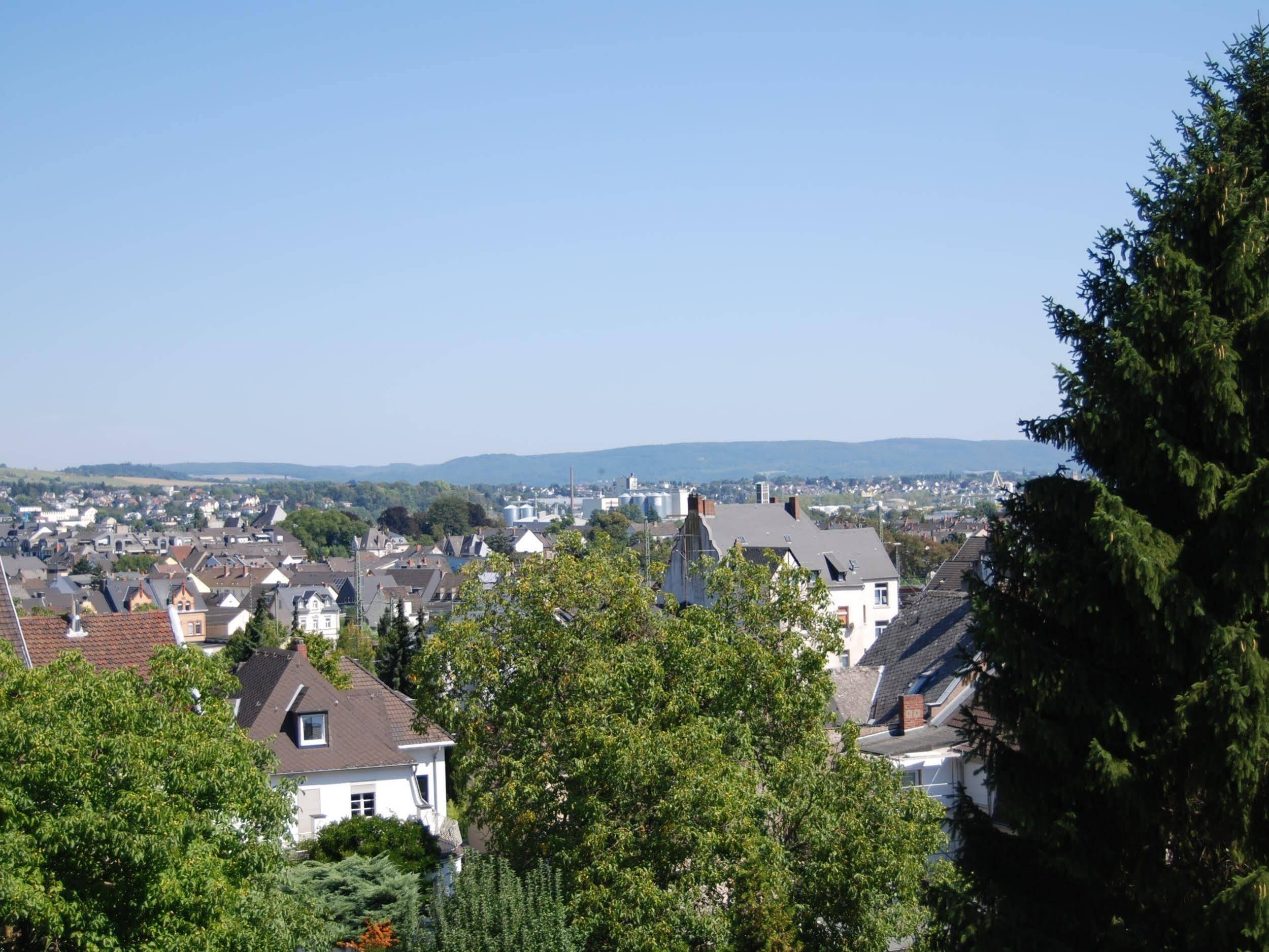 Hotel Am Martinsberg Andernach Exterior foto
